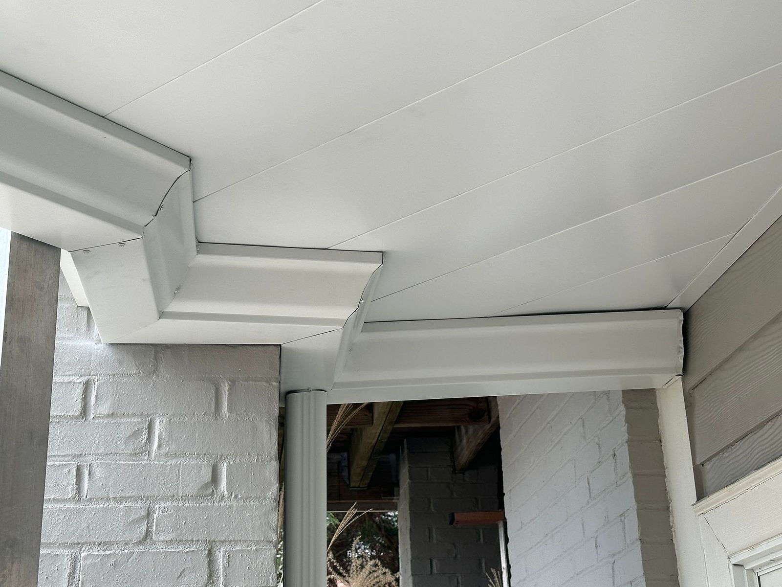 Under-deck ceiling beneath an elevated deck